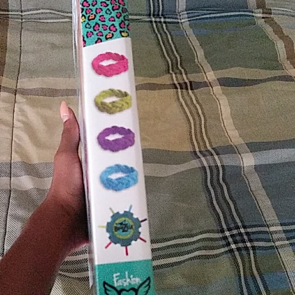 DIY bracelets - Picture 2 of 4